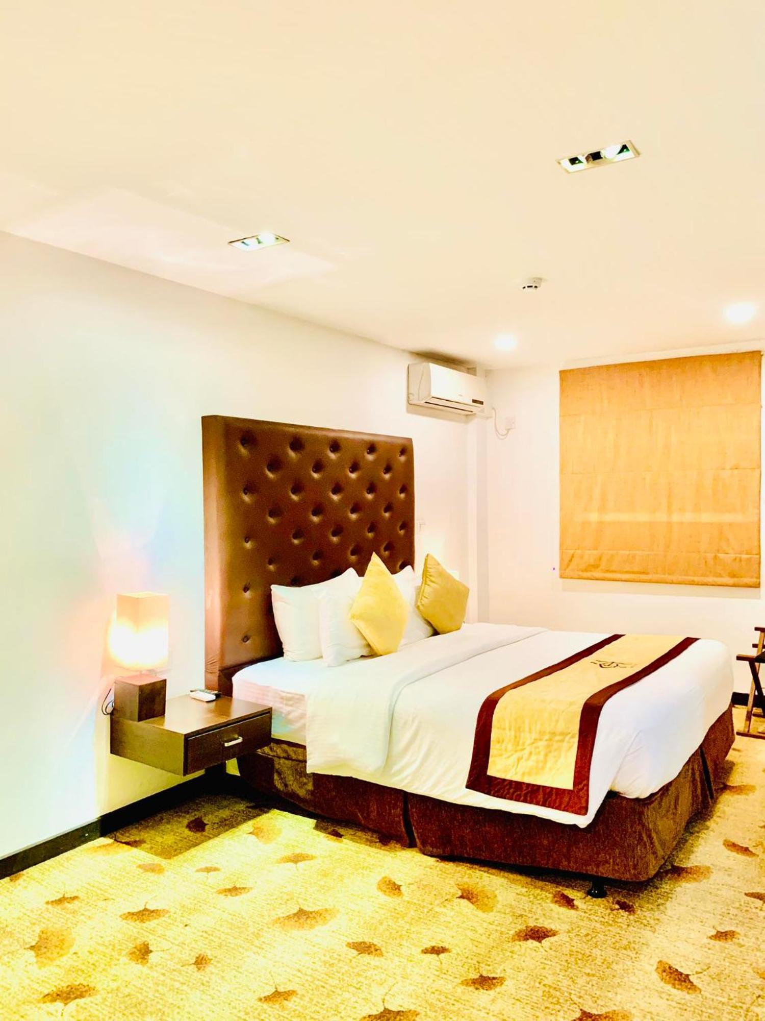 City Hotel Colombo 02 객실 사진